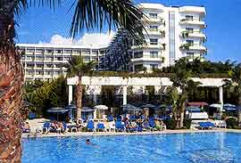 ����� �� �������� �����, ����� Hawaii Grand Hotel & Resort