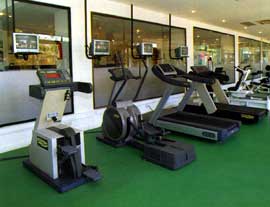 ���-����, �����  Grecian Bay Hotel