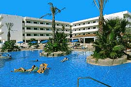 ���-����, ������� �����, ����� Nissiana Hotel