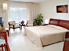 ���������� � Riverina Hotel