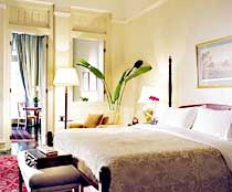 ���������� � ����� The Raffles