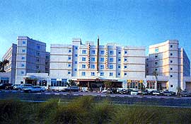 ����� Al Bustan Center & Residence Hotel ����� � ������������ �������� �������� ������ �����
