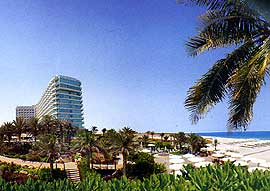 ����� Hilton Dubai Jumeirah Beach Hotel ����� � ������������ �������� �������� ������ �����