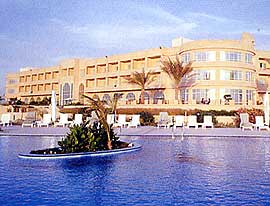 ����� Al Hamra Fort Hotel ����� � ������������ �������� �������� ������ ���-���-�����